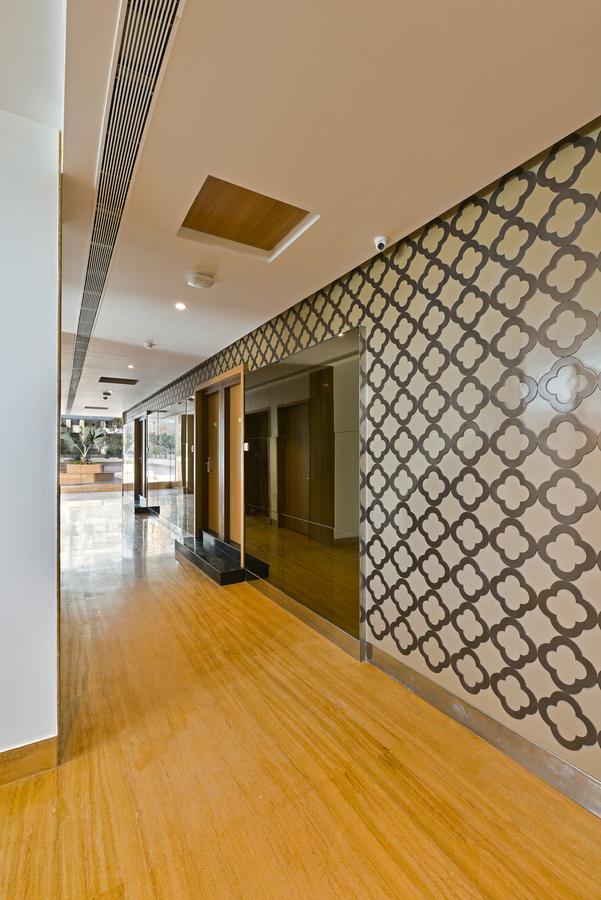 מומביי Hotel Leafio-Near Airport מראה חיצוני תמונה