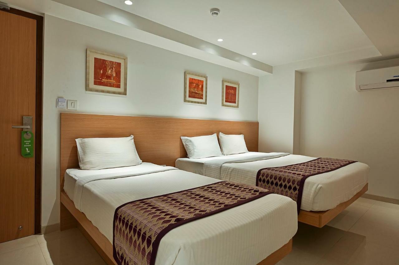 מומביי Hotel Leafio-Near Airport מראה חיצוני תמונה